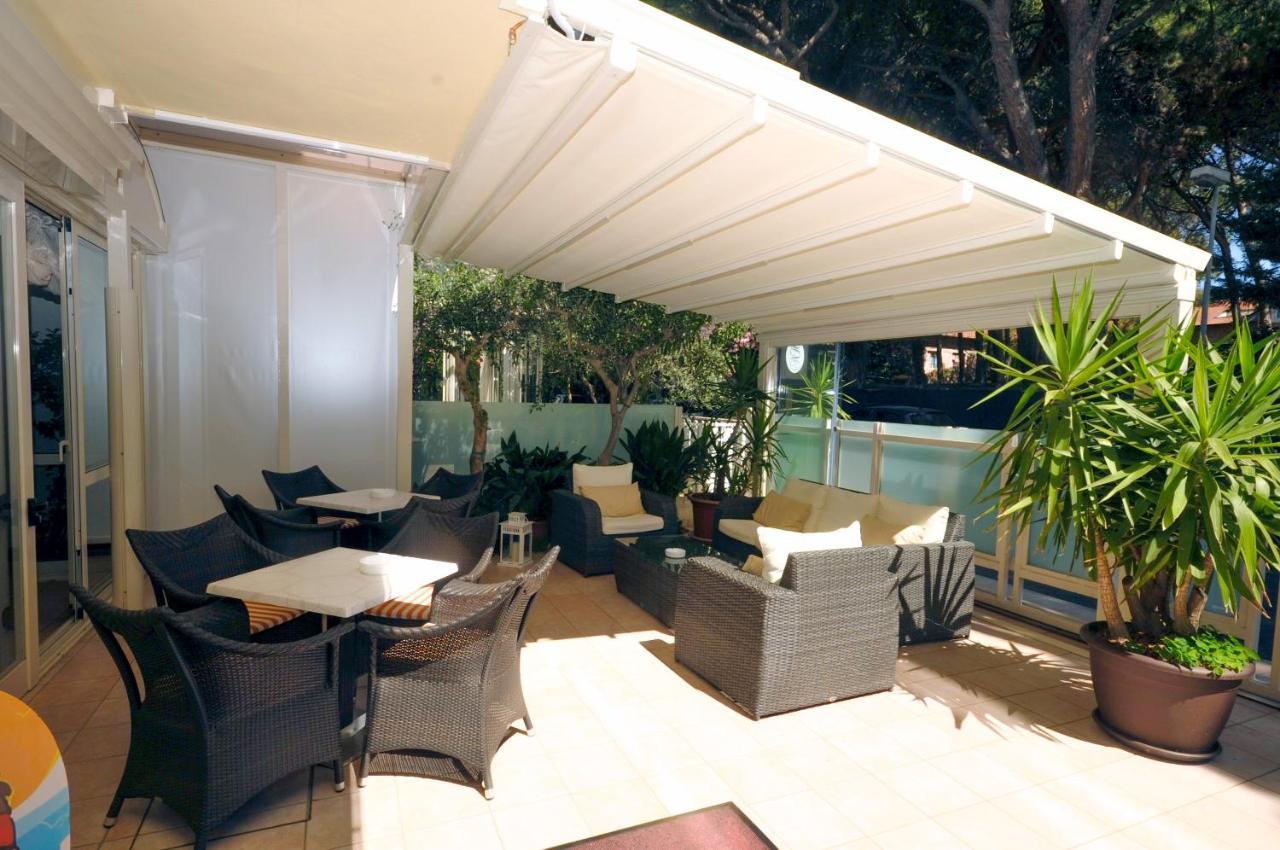 Hotel Tulipe Nazionale Riccione Extérieur photo