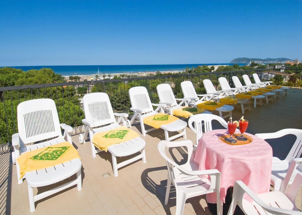 Hotel Tulipe Nazionale Riccione Chambre photo