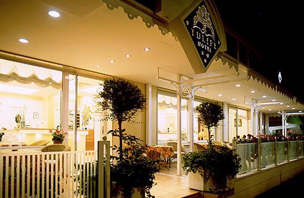 Hotel Tulipe Nazionale Riccione Extérieur photo